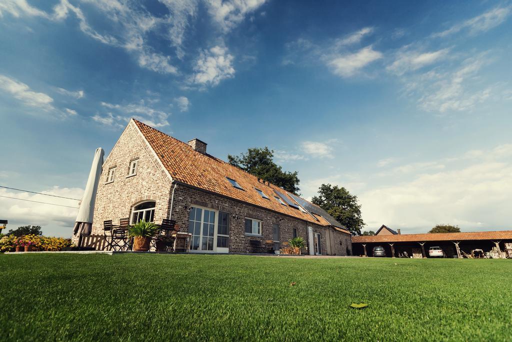 B&B In De Velden Bocholt エクステリア 写真